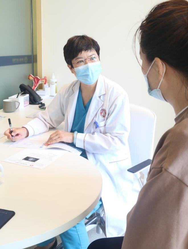 37岁供卵生子与出生率下跌：房价影响下的助孕选择